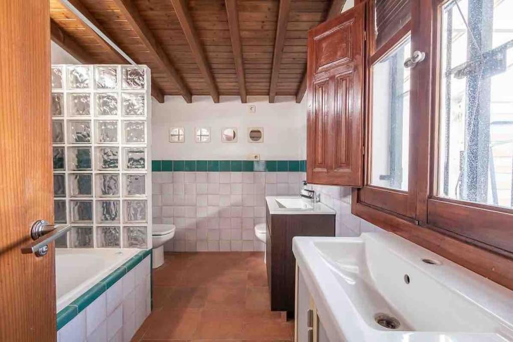 Entire House Close To Albaicin And The City Center Granada Eksteriør billede